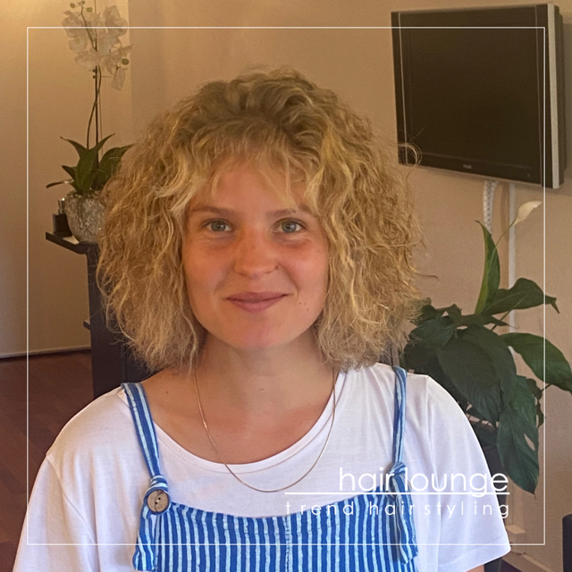 Alexandra New Look mit Pony